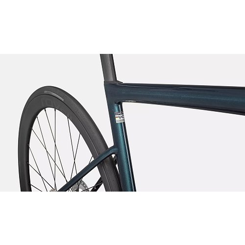 Silniční kolo Specialized Tarmac SL8 Expert Ultegra Di2 Gloss Deep Lake Metallic / Green Pearl Over Seafoam extremsport.cz